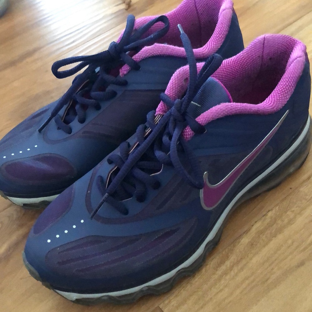 Nike shoes